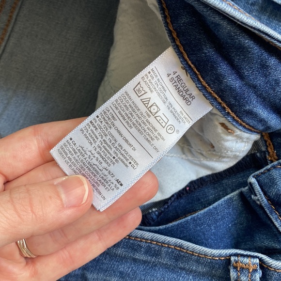 Old Navy Rockstar Jeans - Picture 6 of 8